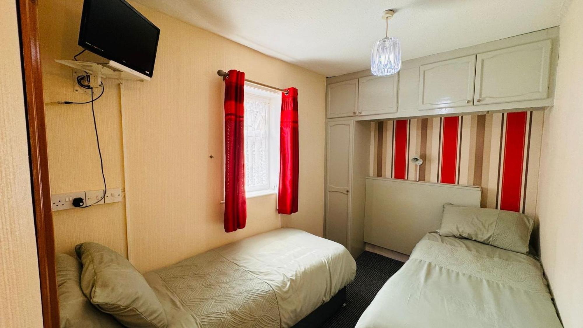 Delamere Hotel Blackpool Ngoại thất bức ảnh