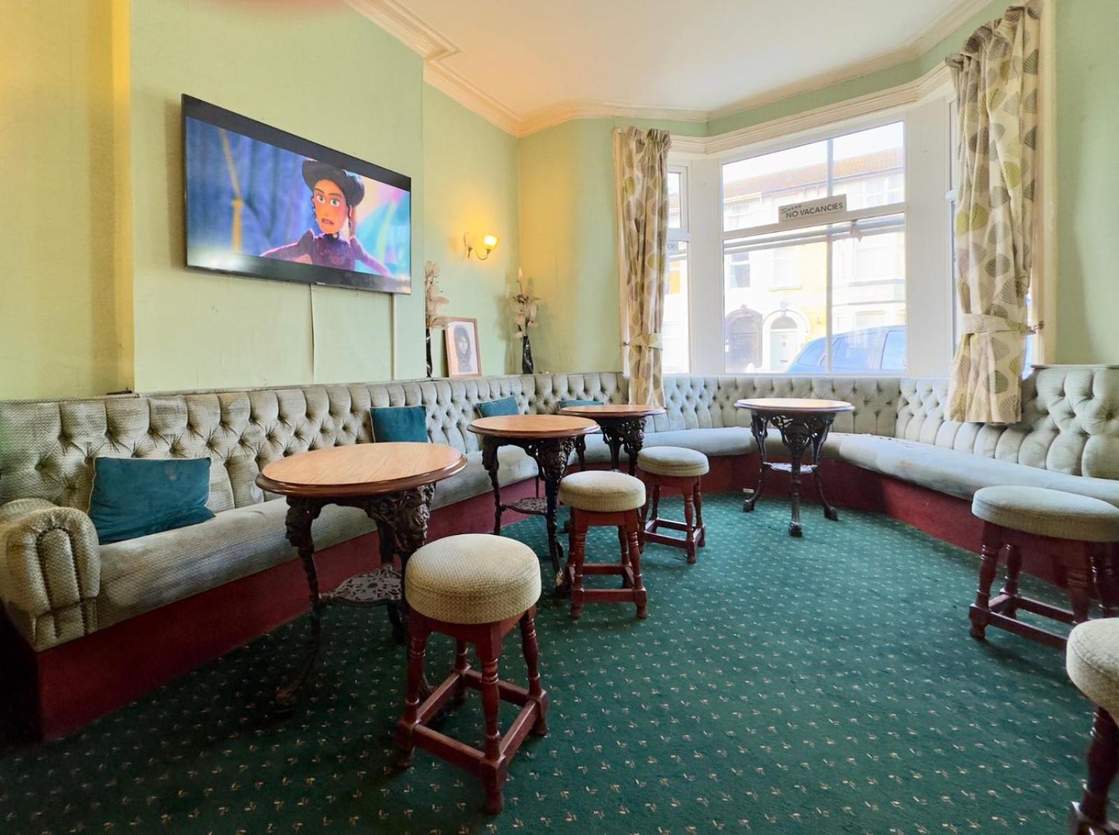 Delamere Hotel Blackpool Ngoại thất bức ảnh